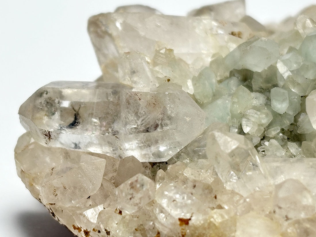 インド・マニカラン産 ヒマラヤ水晶 クラスター / Himalayan Quartz