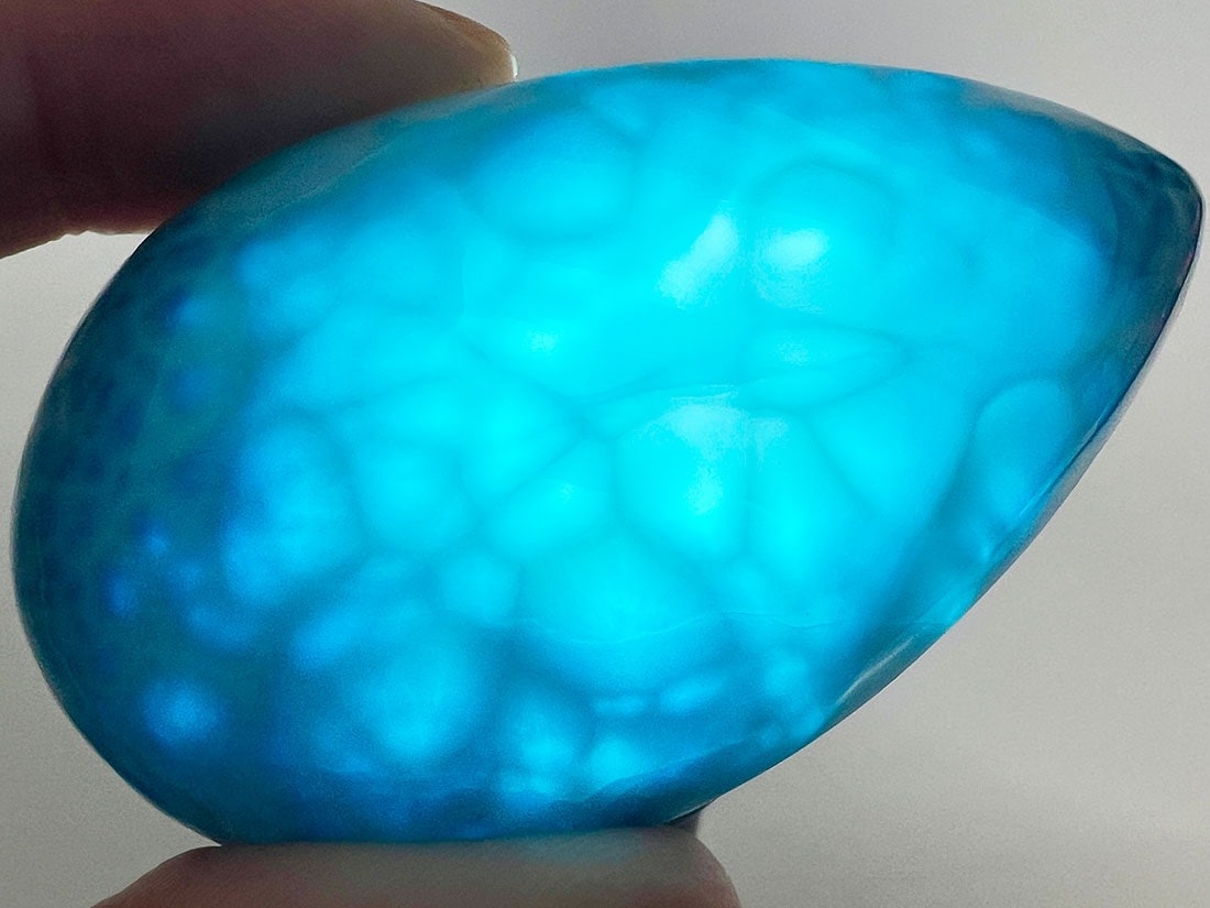 ドミニカ共和国産 ラリマールース/Larimar