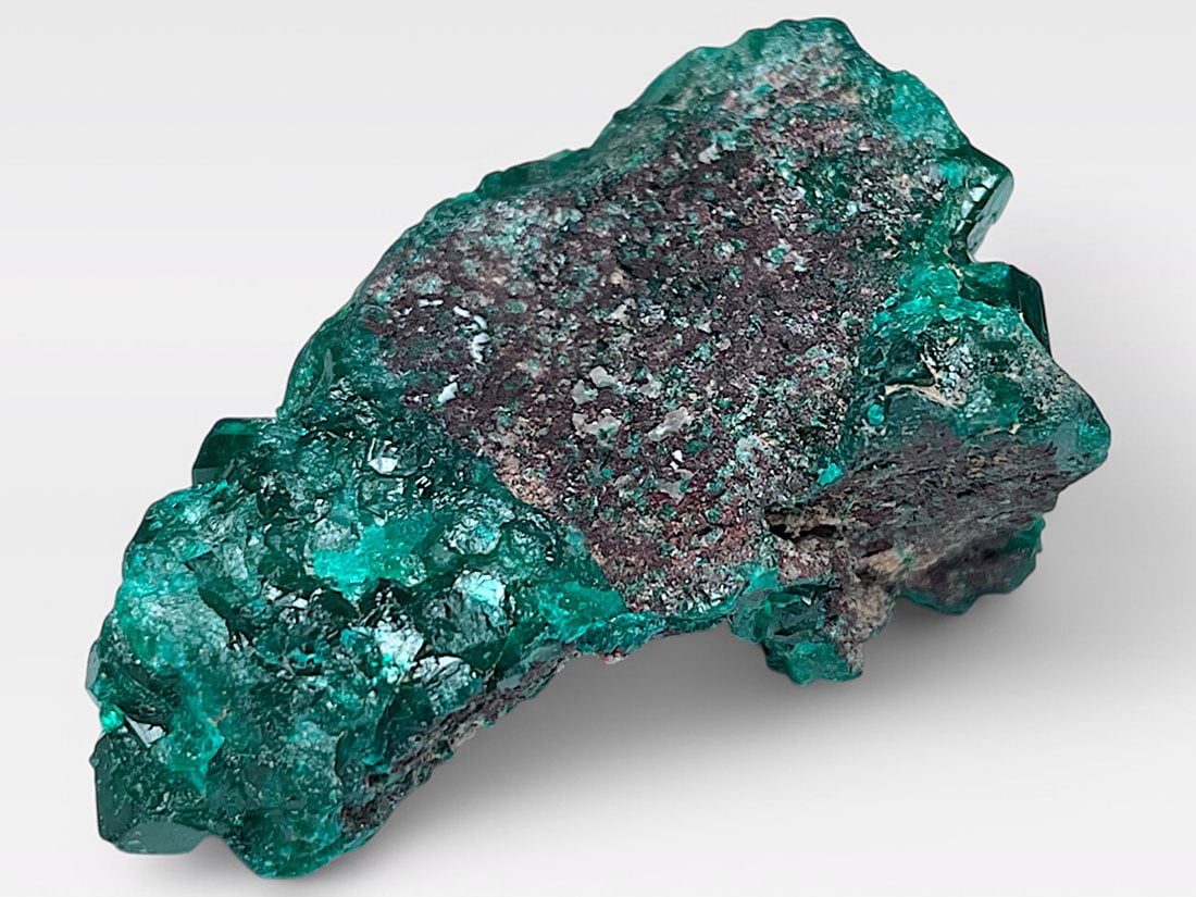 コンゴ産 ダイオプテーズ 母岩付き