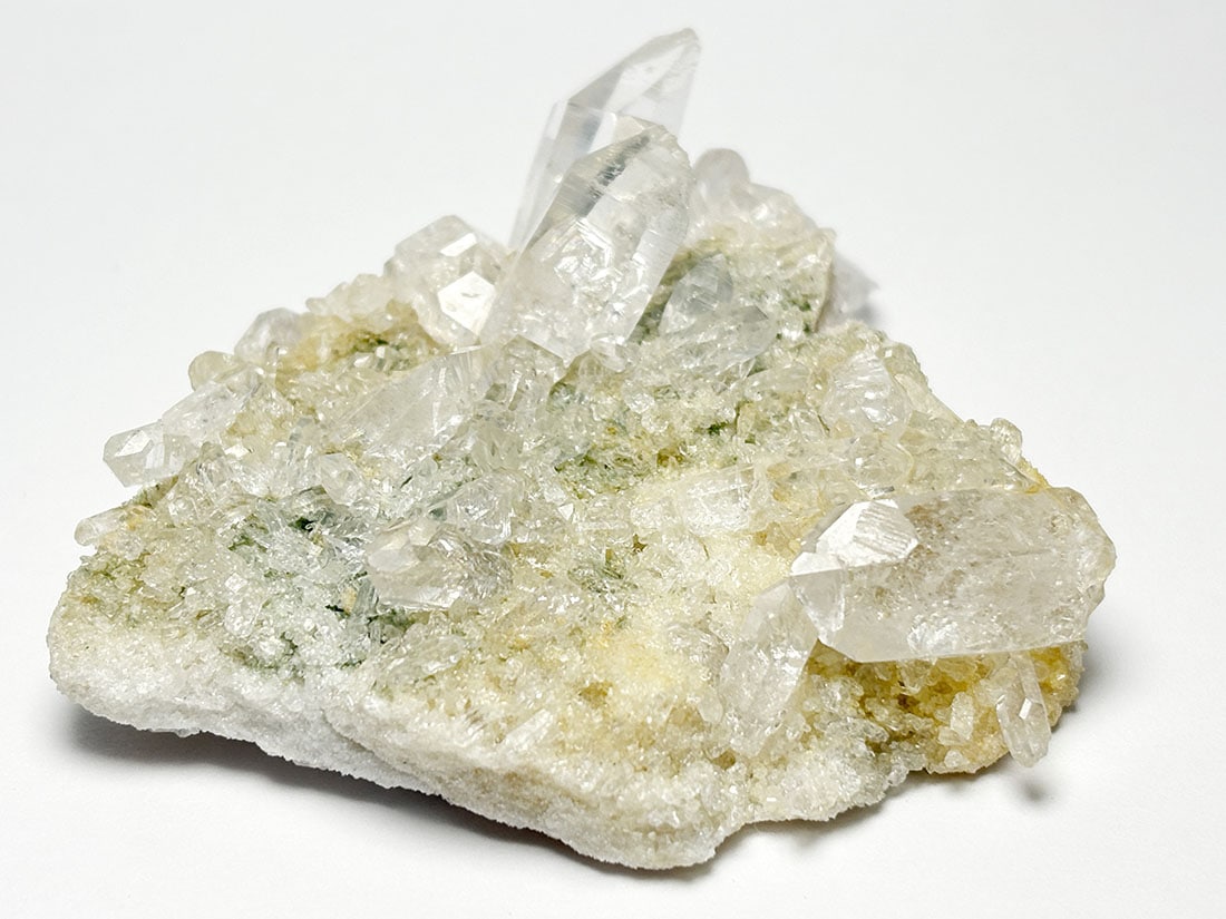 インド・マニカラン産 ヒマラヤ水晶 クラスター / Himalayan Quartz