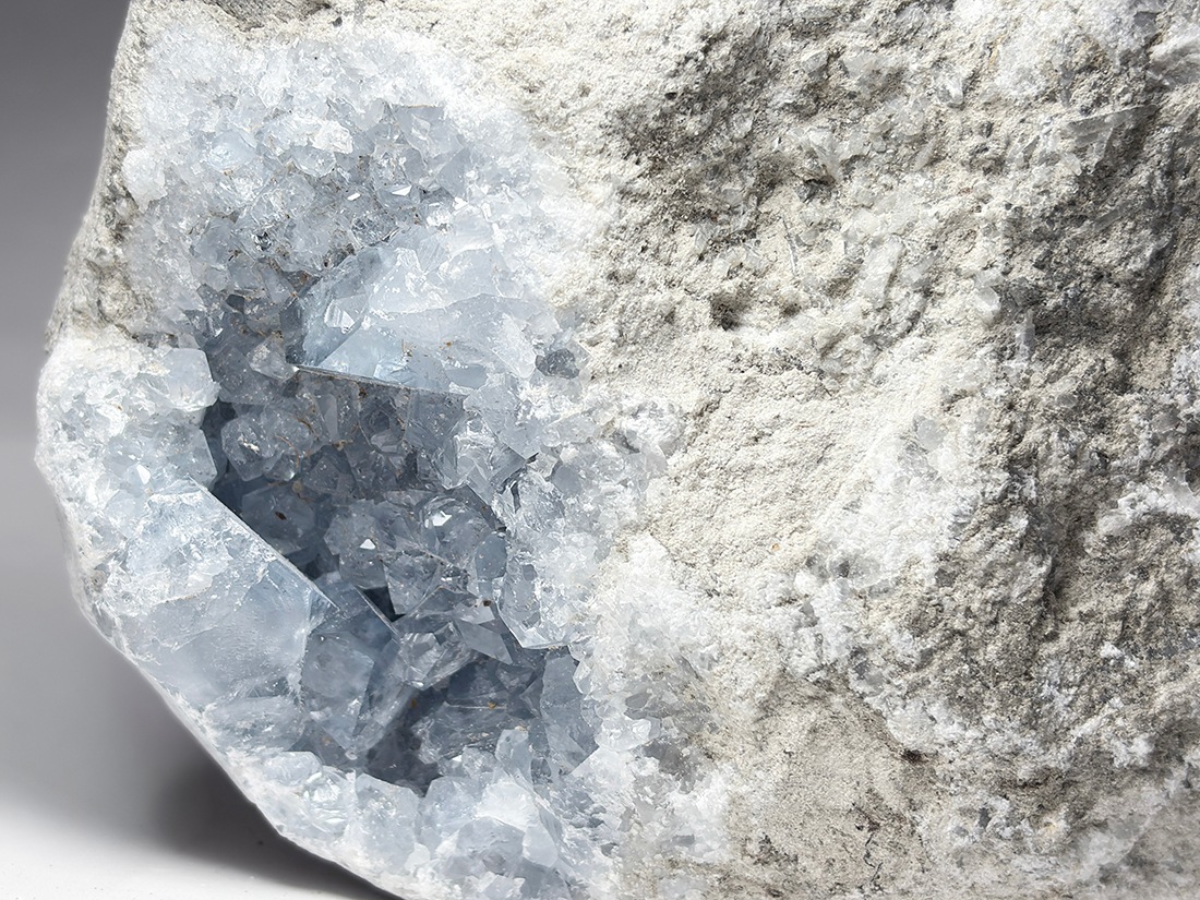 高品質】 マダガスカル産 セレスタイト ( 天青石 )/ Celestite