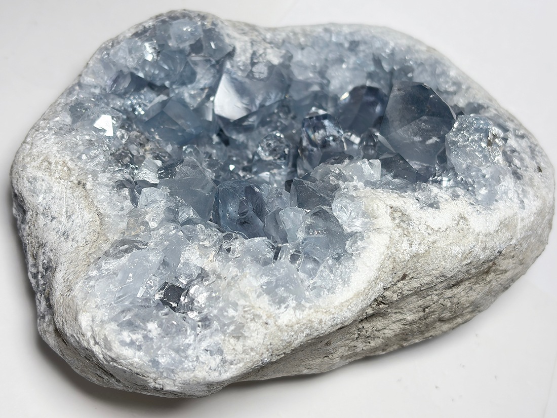 高品質】 マダガスカル産 セレスタイト ( 天青石 )/ Celestite