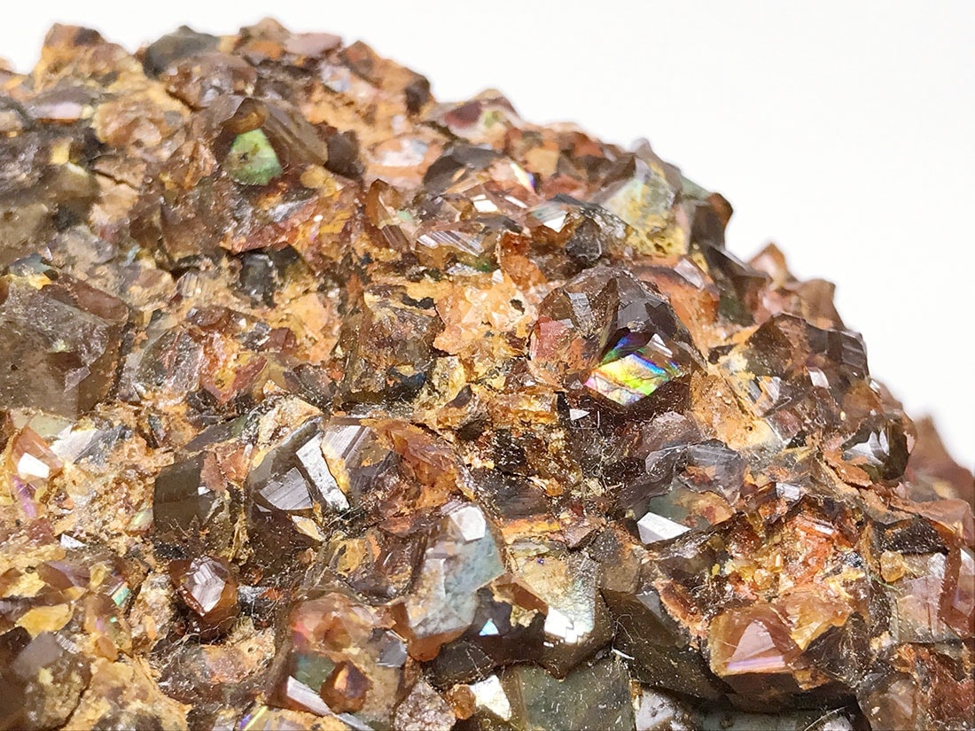 奈良県 川迫鉱山　レインボーガーネット 群晶 約33g 奈良県 川迫鉱山 レインボーガーネット 群晶 約33g 奈良県 川迫鉱山