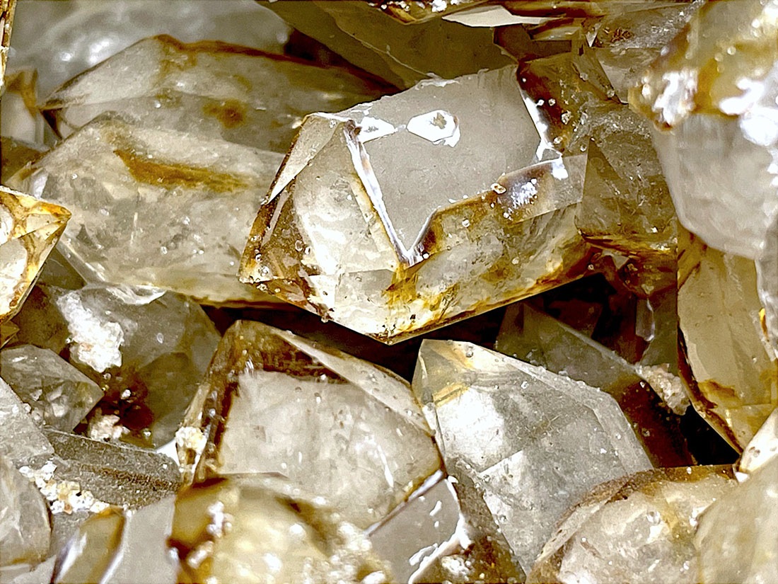 広東省産 チョコレートウィンドウ 水晶クラスター