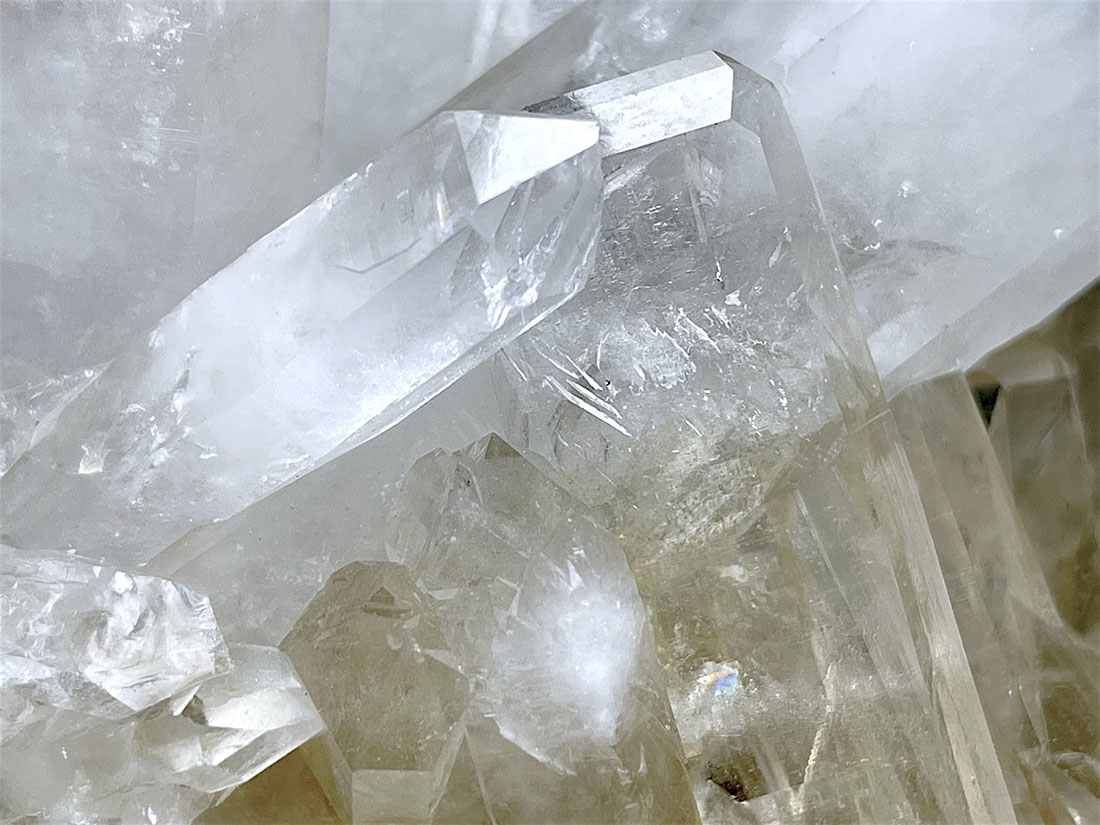 チベット　カイラス水晶　カイラスクォーツ　525g ヒマラヤ　サマーセール チベット カイラス水晶 カイラスクォーツ 525g ヒマラヤ サマー