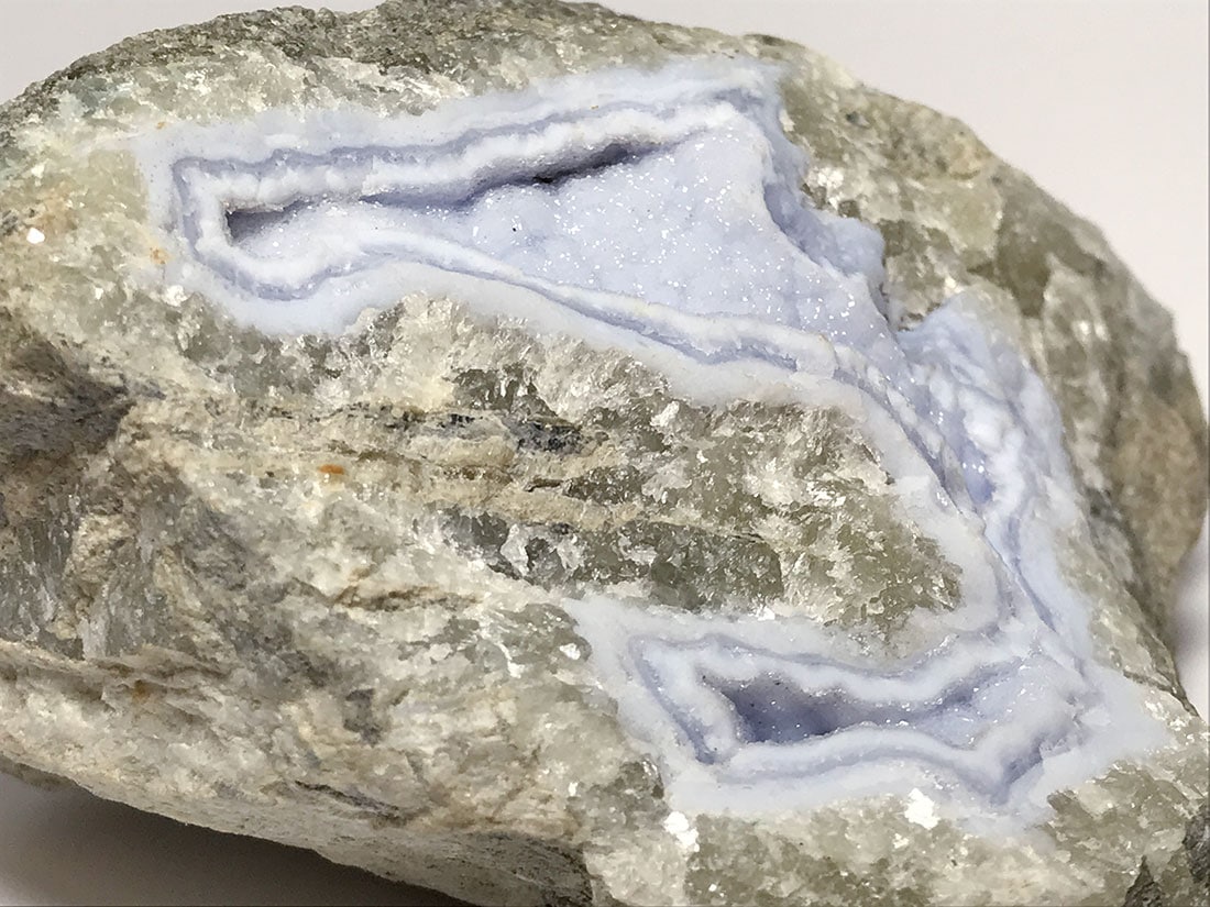 マラウイ産ブルーレースアゲート