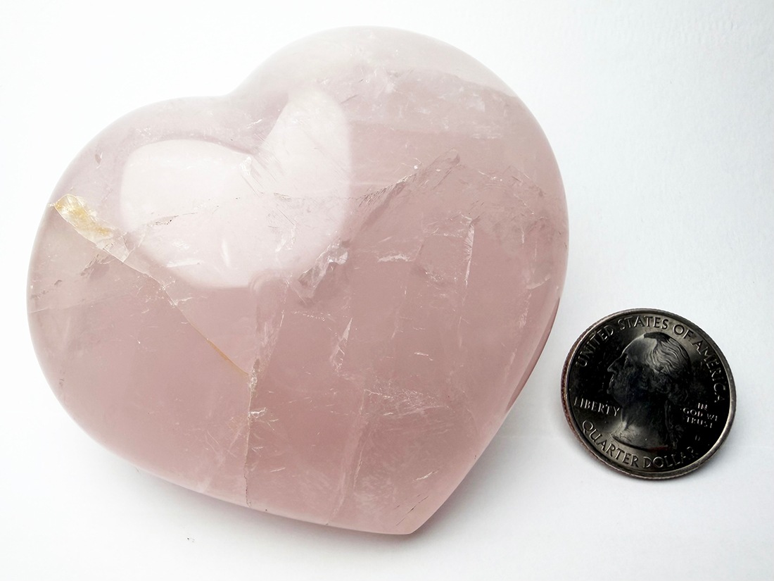ハートのローズクォーツ （鑑別書付き）台座付き ローズクォーツ ハート型 / Rose Quartz