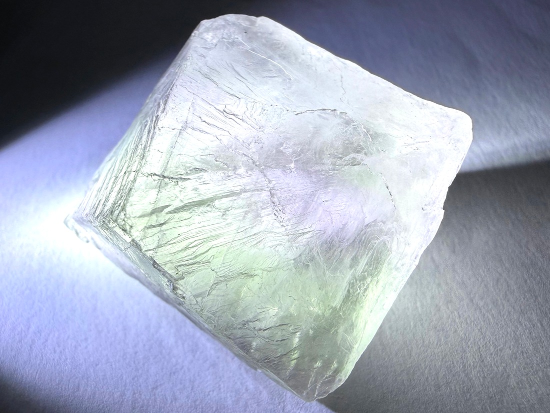 湖南省産 フローライト 八面体 / Fluorite ( 蛍石 )