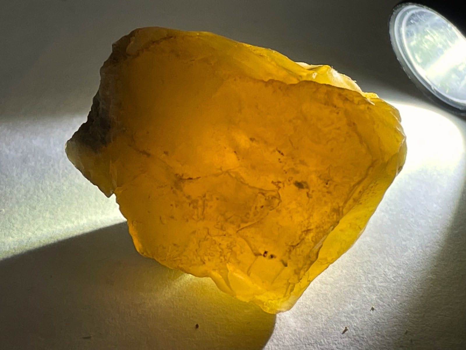 タンザニア産 イエローオパール