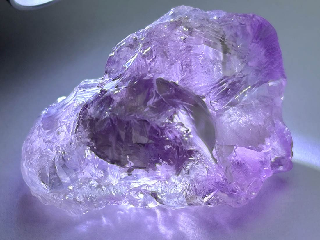 ブラジル産 エッチドアメジスト (蝕像紫水晶)/ Etched Amethyst