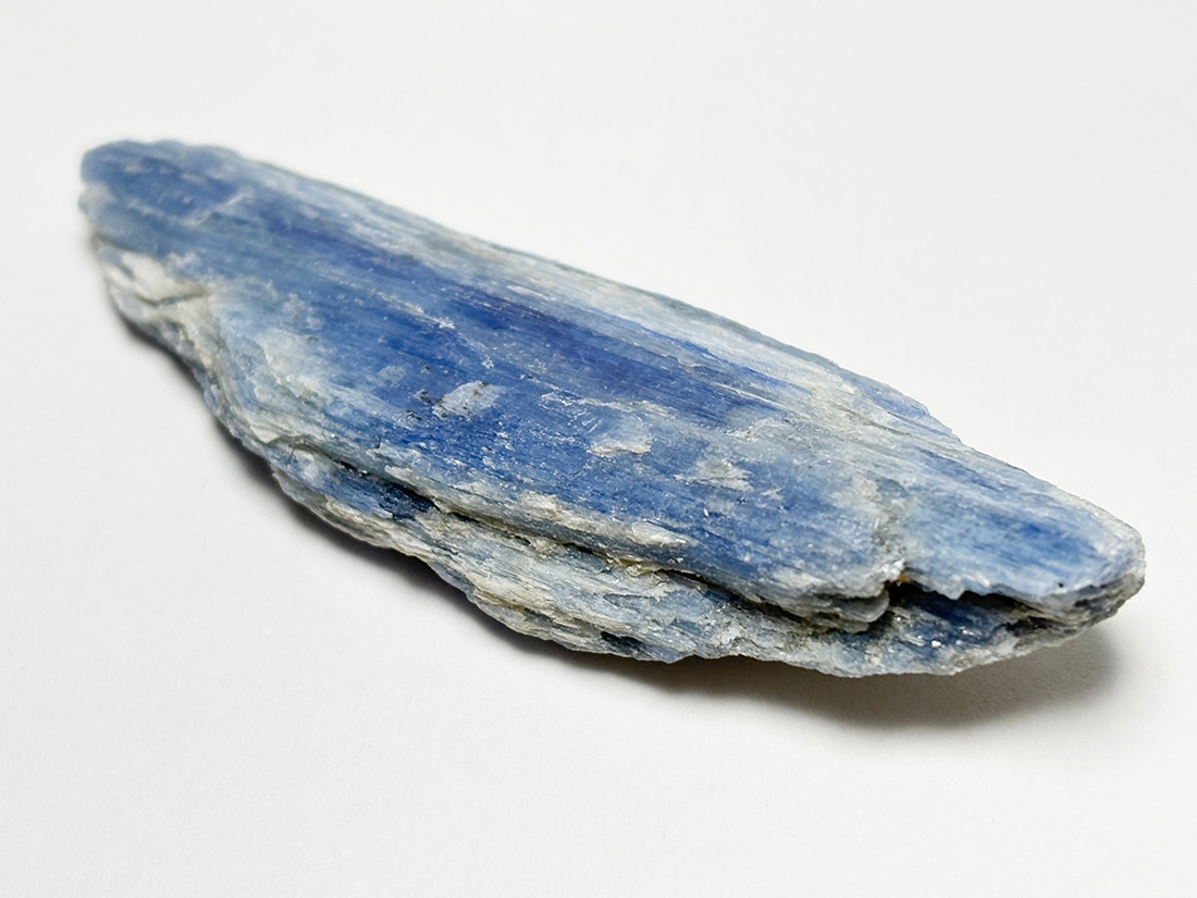 ブラジル産 カイヤナイト ( 藍晶石 ) / Kyanite