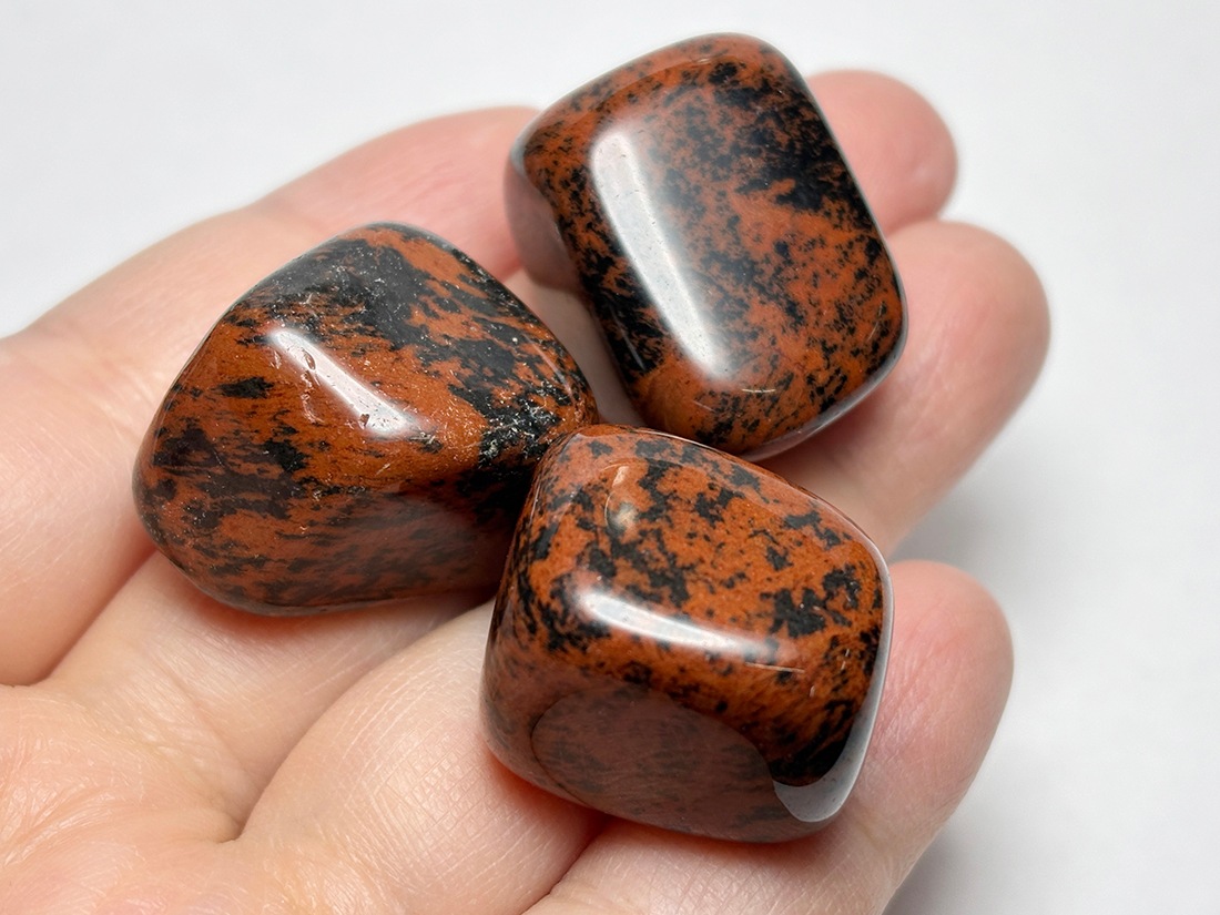 マーブル模様が綺麗なレッドオブシディアン（紅曜石）　約1Kg 具体的な答えを導く メキシコ産 マホガニーオブシディアン タンブル 3個セット / Mahogany