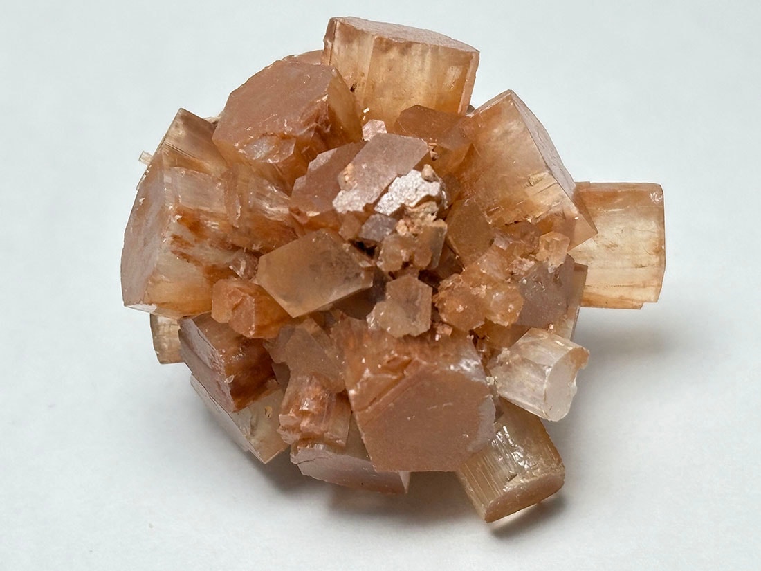 モロッコ産アラゴナイト/Aragonite (霰石)