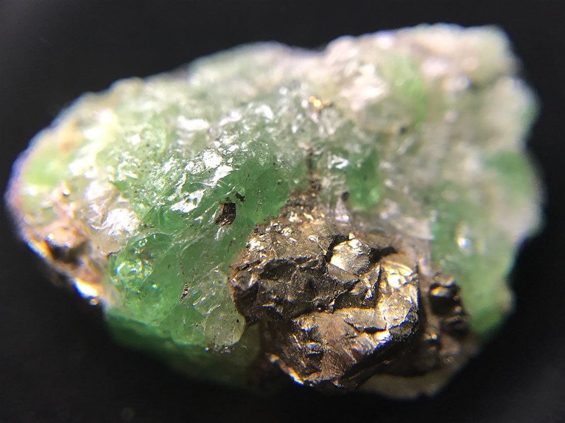 ケニア産 ツァボライト(灰礬柘榴石)/Grossular Garnet var. Tsavorite