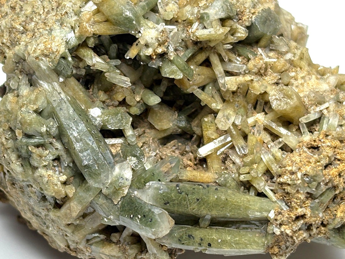 水晶 ガネッシュヒマール クラスター ネパール・ガネッシュヒマール産 ヒマラヤ水晶 クラスター / Ganesh