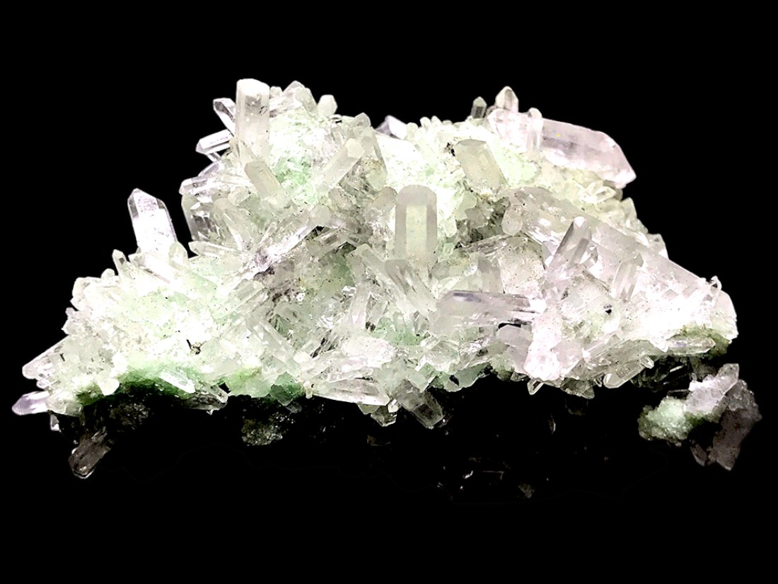 ペルー産 フックサイト with 水晶 クラスター / Fuchsite with Quartz