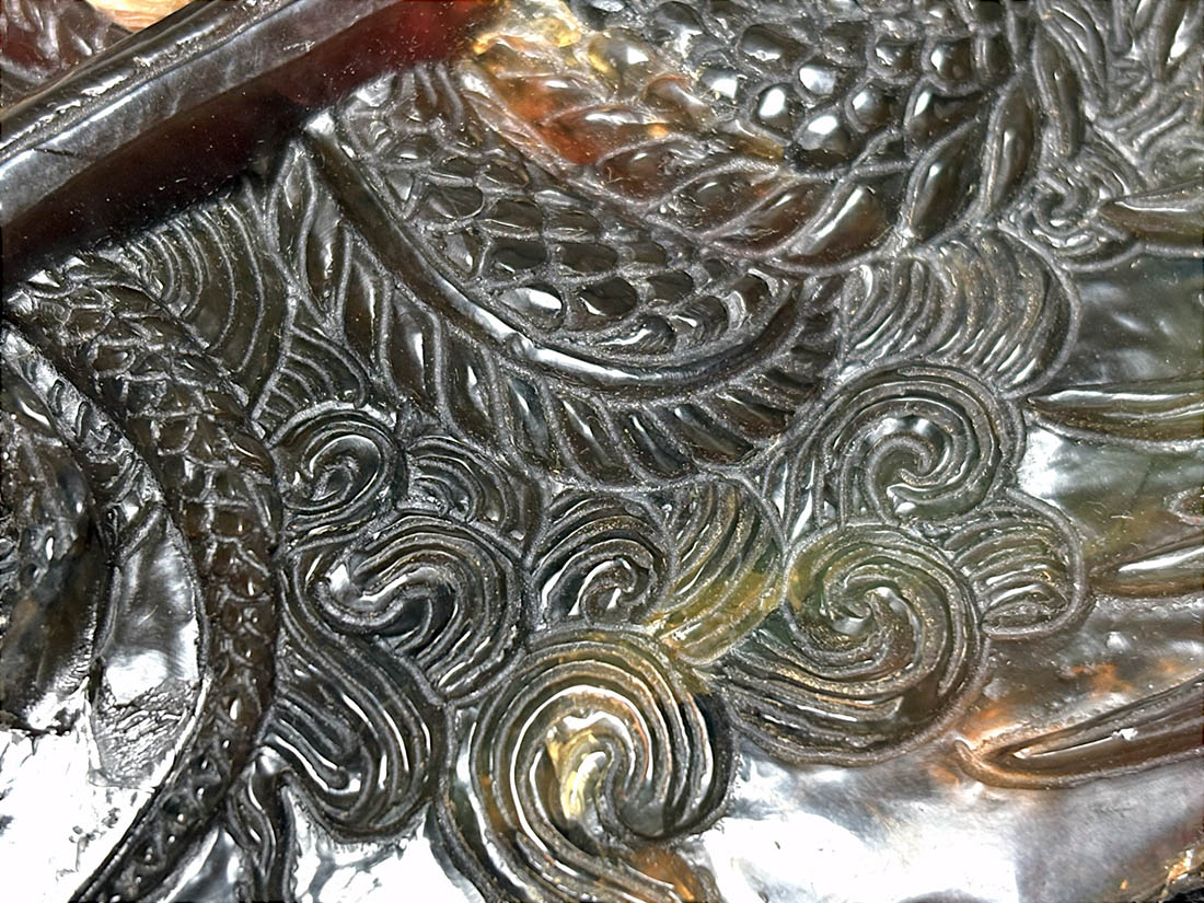 東南アジア　クメール　黒釉　小瓶　N　R34705Q インドネシア産 ブルーアンバー 龍彫刻 / Blue Amber