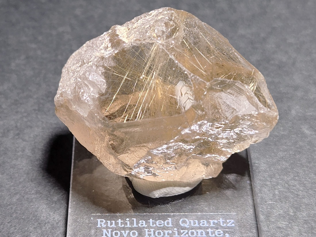 ブラジル産 ルチルクォーツ ( 金鉱石入り水晶 )/Rutilated Quartz