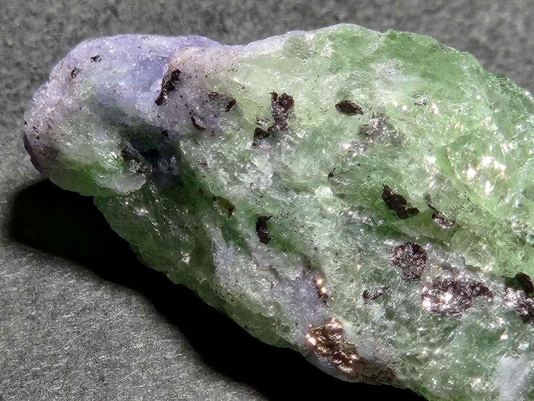 タンザニア産ツァボライト(グリーンガーネット) | グロッシュラー(柘榴  