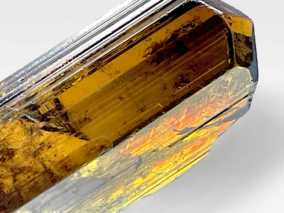 タンザニア産 ドラバイト（トルマリン）