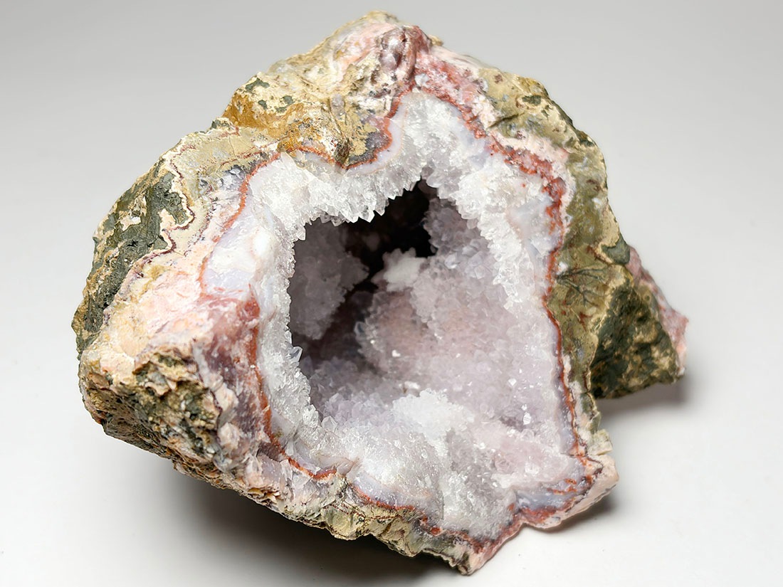 モロッコ産 水晶ジオード ペア/Quartz Geode