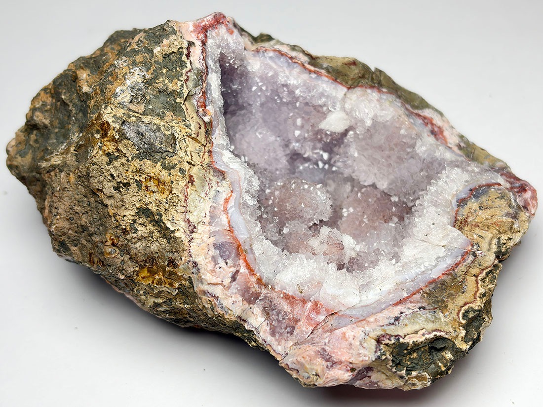 モロッコ産 水晶ジオード ペア/Quartz Geode