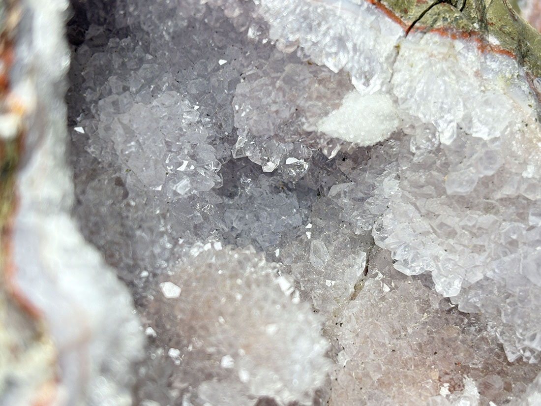 モロッコ産 水晶ジオード ペア/Quartz Geode
