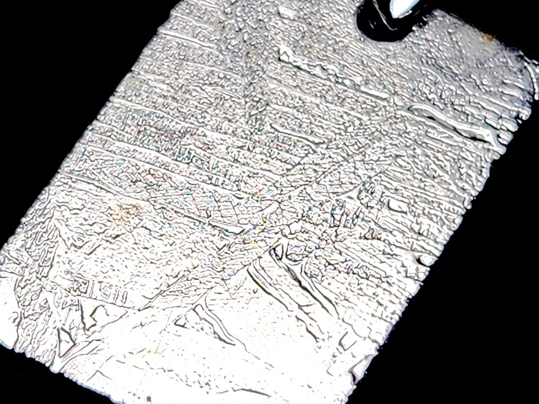 ギベオン隕石 (4.9g) ペンダントトップ / Gibeon Meteorite