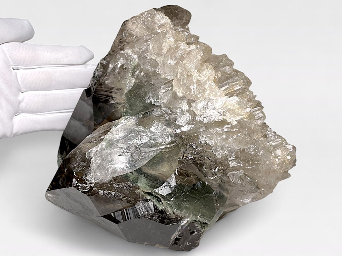 ヒマラヤ・マニハール産 ガーデンクォーツ (セルフヒールド)