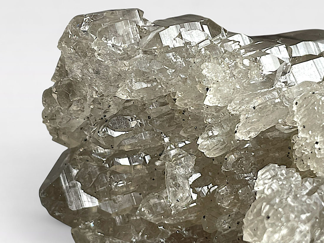 ヒマラヤ・マニハール産 ガーデンクォーツ (セルフヒールド)