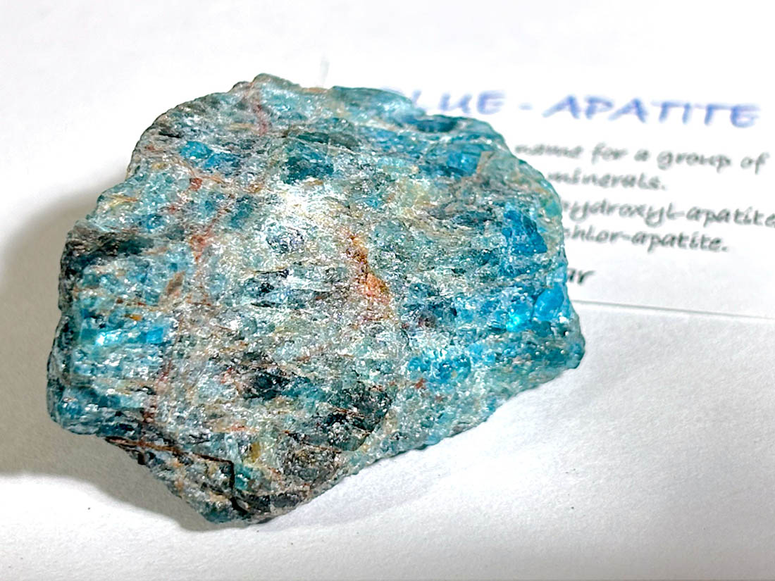 マダガスカル産 ブルーアパタイト (燐灰石)/ Blue Apatite
