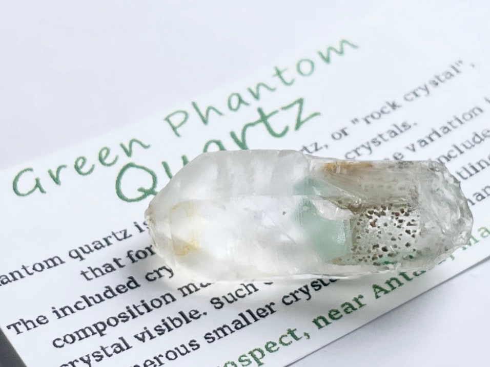 ファントムクォーツ　　特大マダガスカル産グリーンファントムクォーツ グリーンファントムガーデンクォーツ マダガスカル産 ポイント