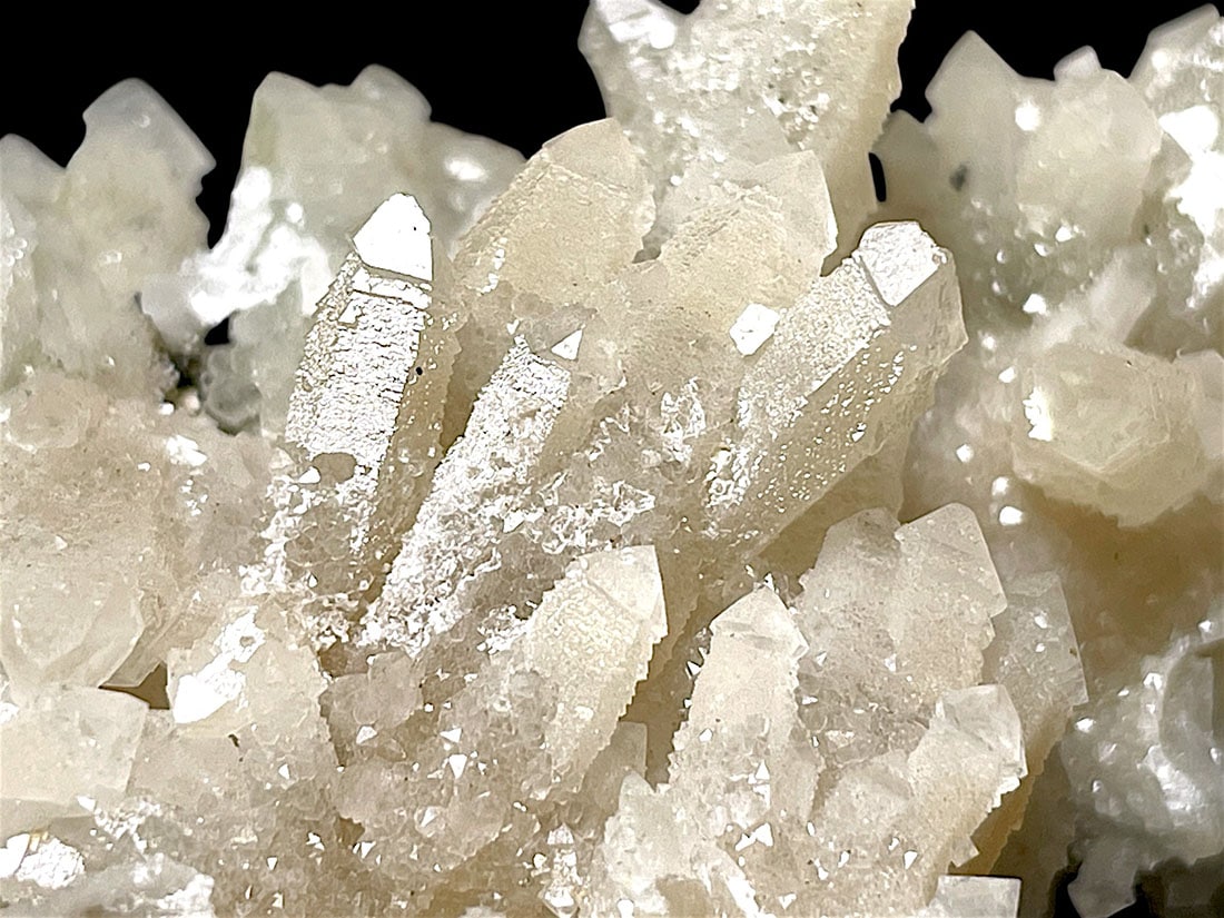 水晶 クラスター a25054-1_700.jpg