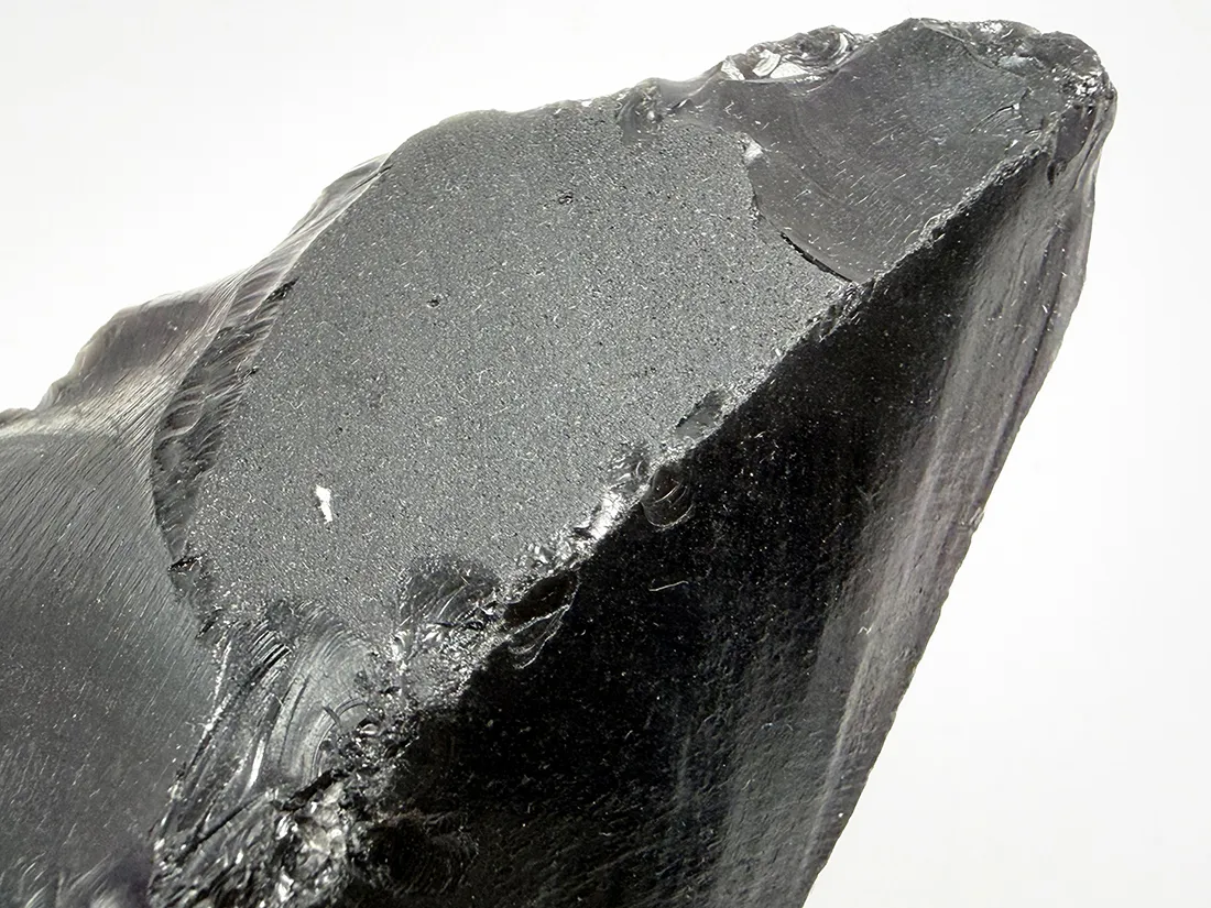 北海道白滝村(旧)産 黒曜石(十勝石) / Obsidian