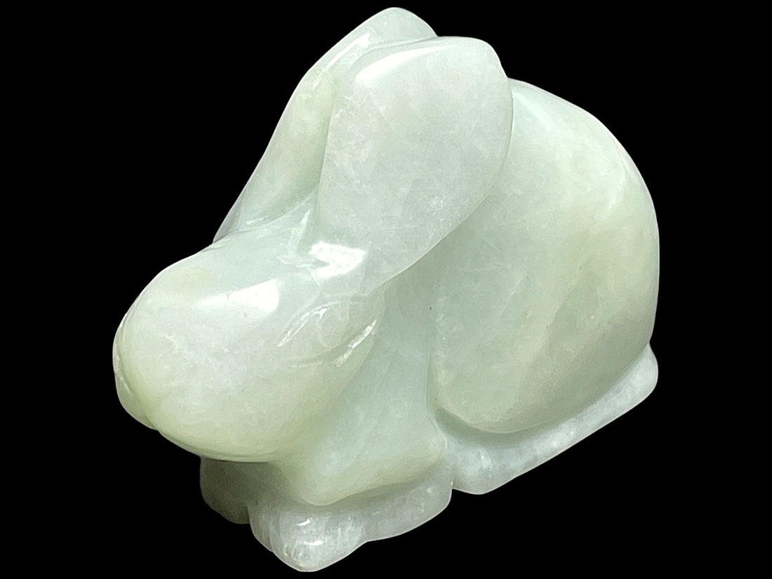 【美品】【縁起物】天然石翡翠　細工彫刻　約300g 13fcbfe907b377118eb047771aab59