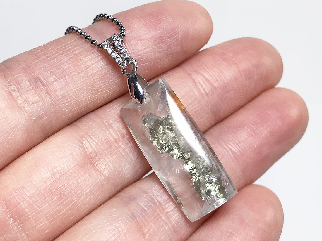 マーカサイトinクォーツ ペンダントトップ / Marcasite in Quartz