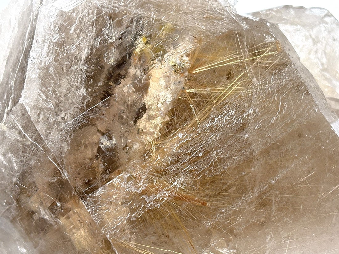 ブラジル産 ルチルクォーツ ( 金鉱石入り水晶 )/Rutilated Quartz