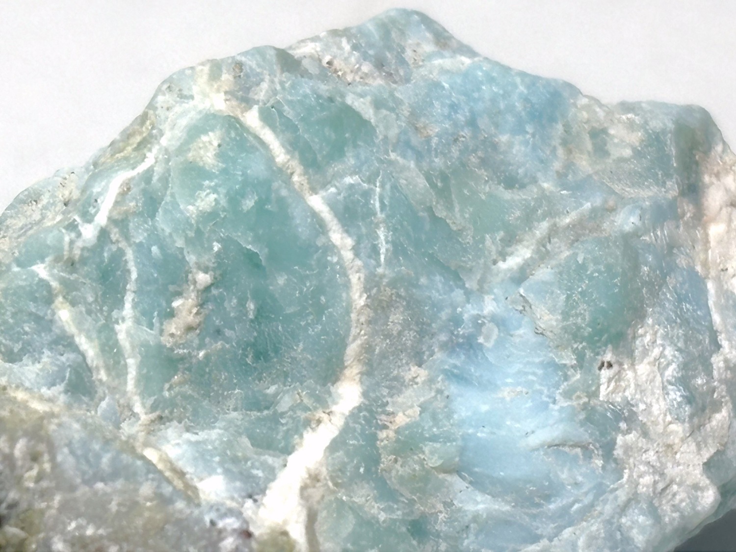 ドミニカ共和国産 ラリマー(ソーダ珪灰石)/Larimar
