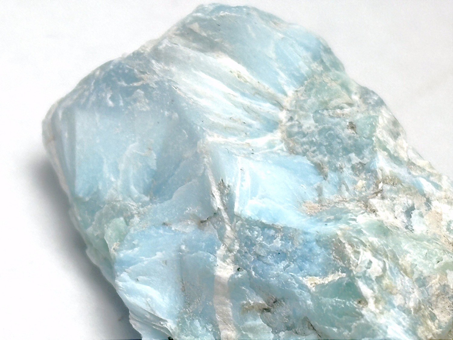 ドミニカ共和国産 ラリマー(ソーダ珪灰石)/Larimar