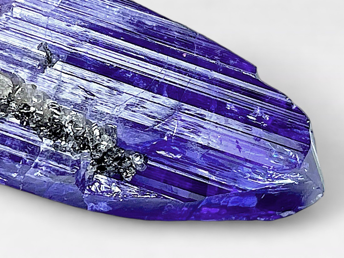 タンザニア メレラニ産 タンザナイト＆プレナイト共生 【公式通販】