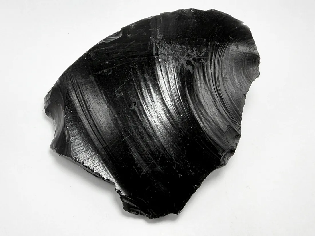 北海道白滝村(旧)産 黒曜石(十勝石) / Obsidian
