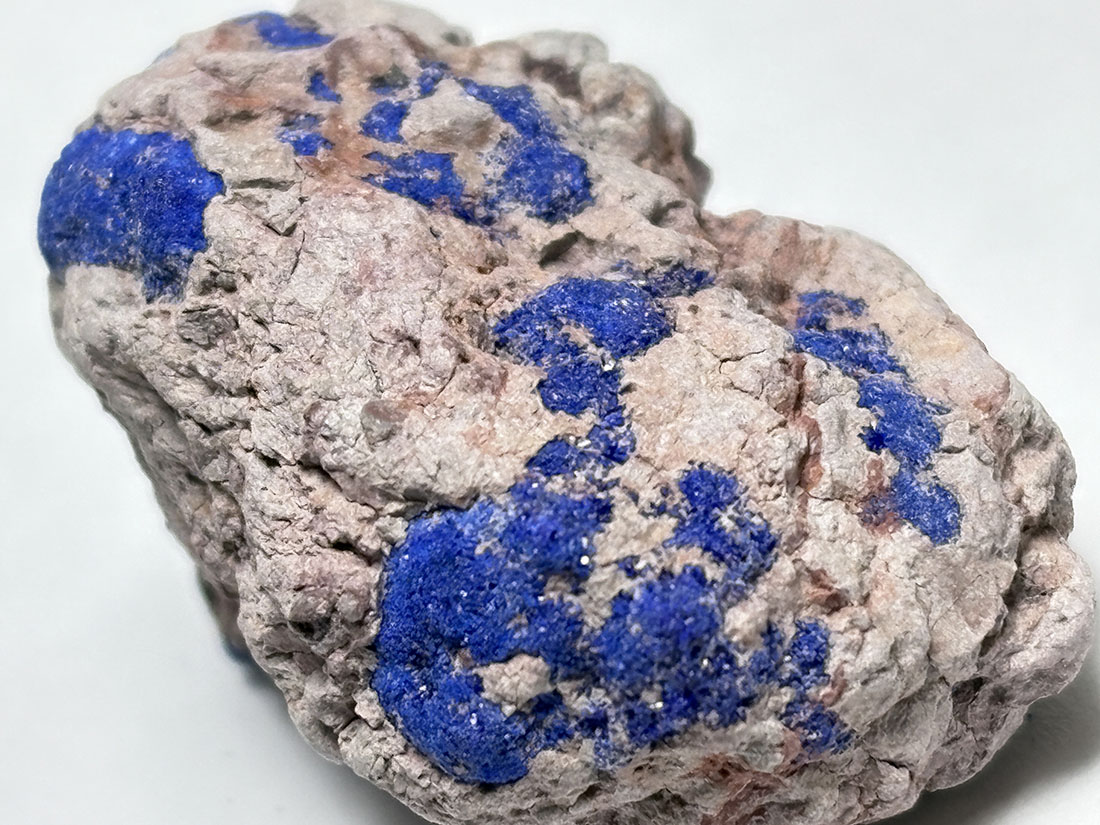 トゥイシット鉱山産 アズライト ( 藍銅鉱 )/ Azurite
