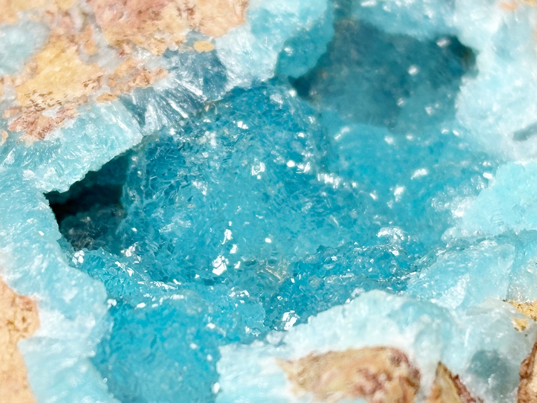 コンゴ民主共和国 ヘミモルファイト ( 異極鉱 )/ Hemimorphite