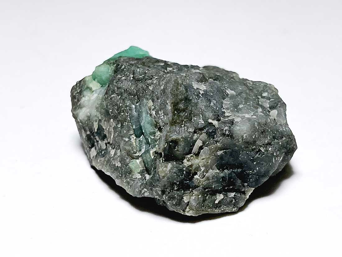 可愛いエメラルド大きめ母岩上標本189g Amazon.co.jp: 可愛いエメラルド大きめ母岩上標本189g : おもちゃ