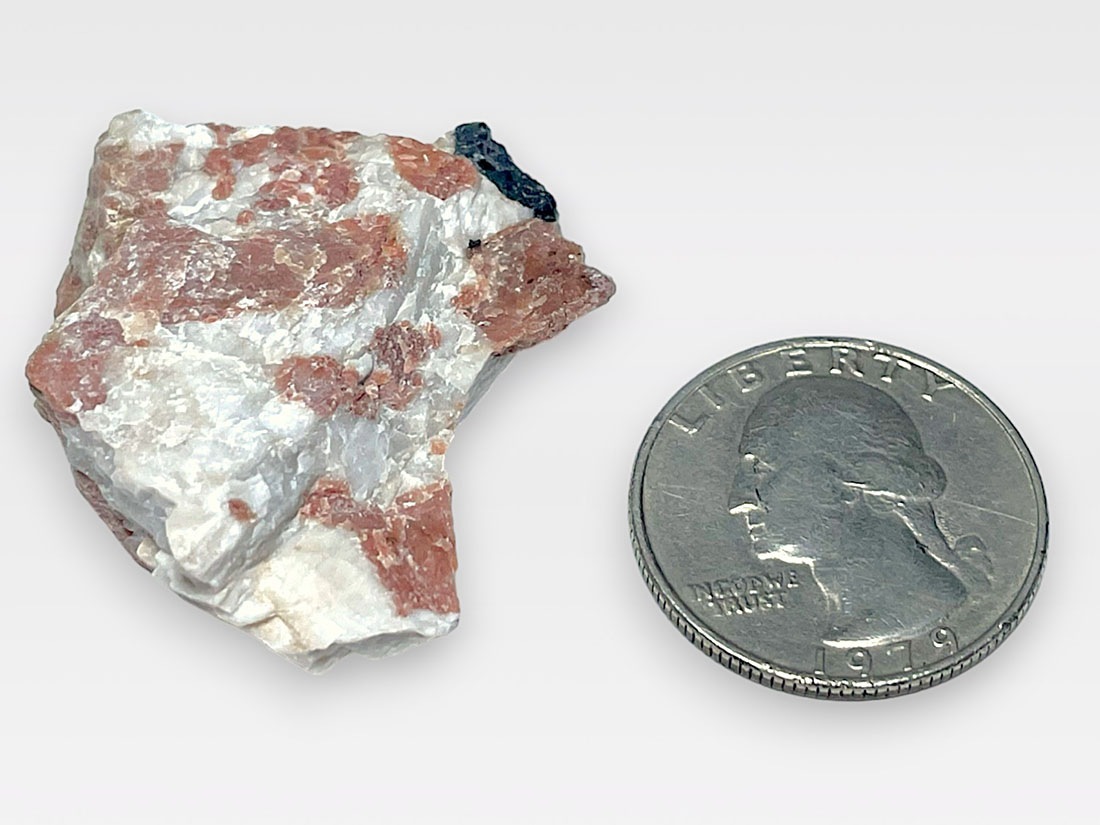 (蛍光) ニュージャージー州産 ウィレマイト with ジンカイト ・ カルサイト / Willemite with Zincite Calcite