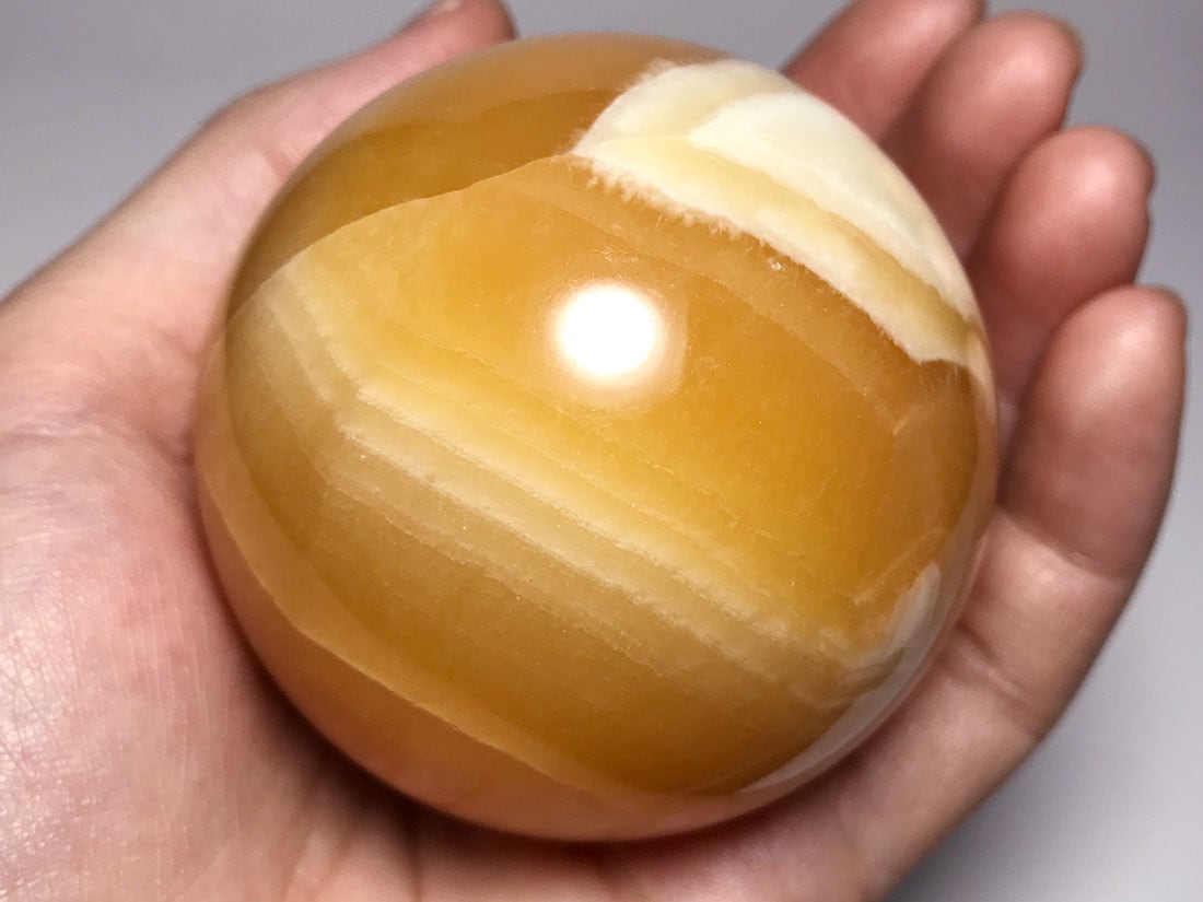 メキシコ産オレンジカルサイト62mm丸玉