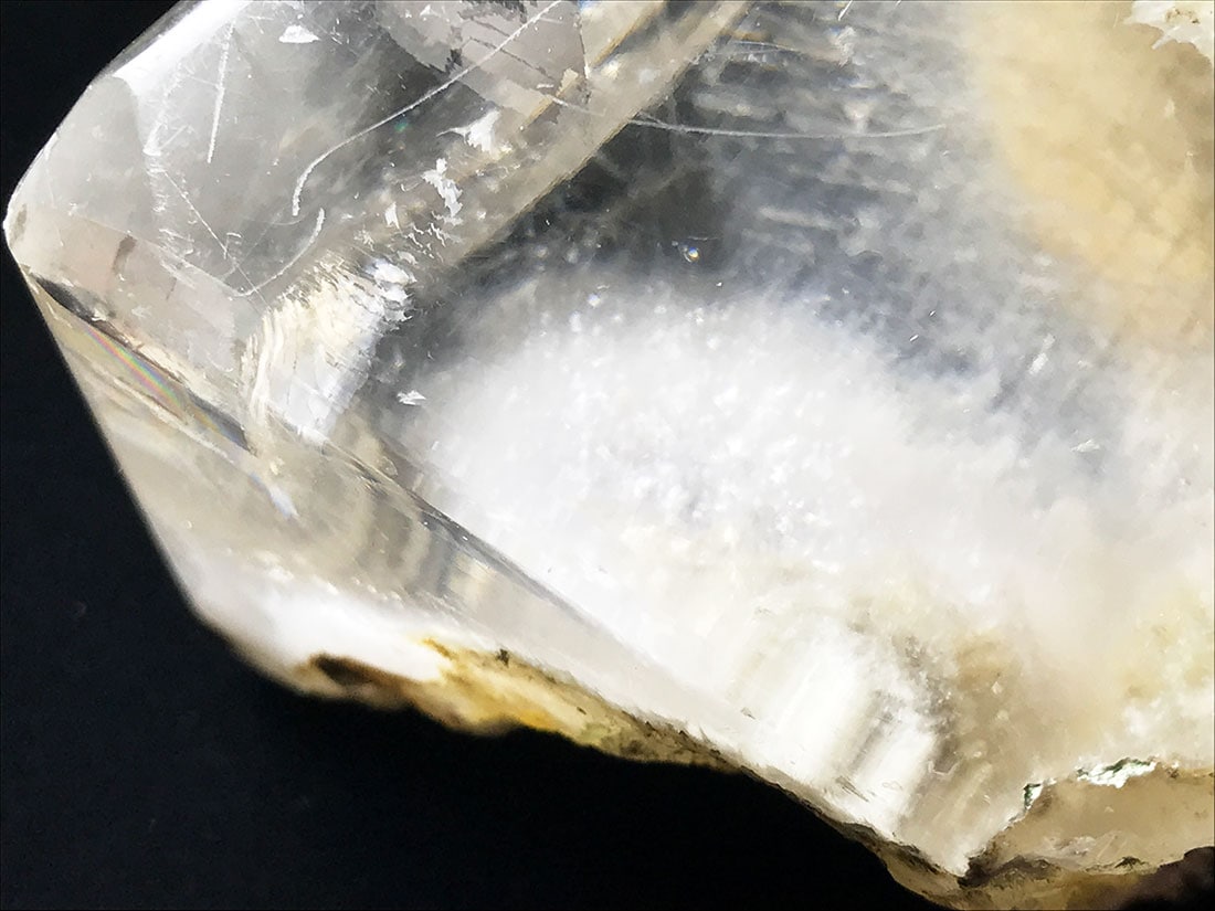 インド産モルデナイトinカルサイト