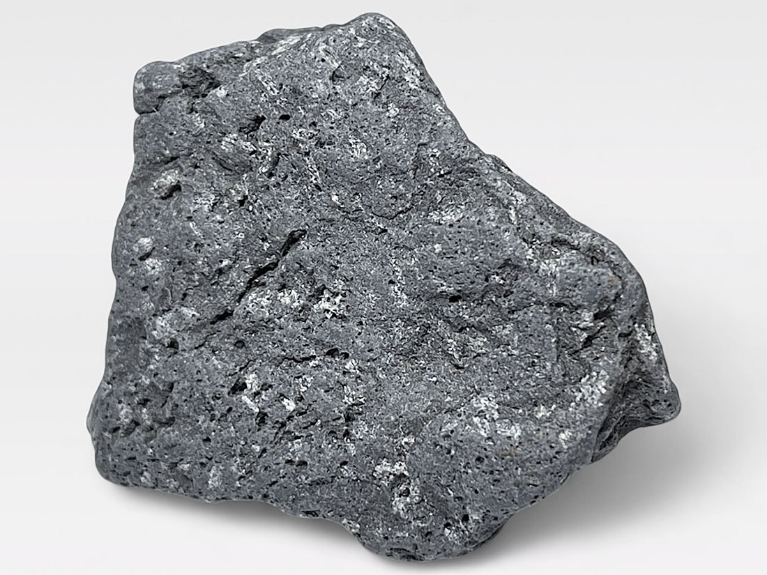 世界に1つ◼️超カッコイイまん丸な溶岩石の金彩ロックアート『オクトパシスタ』 世界に1つ◼️超カッコイイまん丸な溶岩石の金彩ロックアート