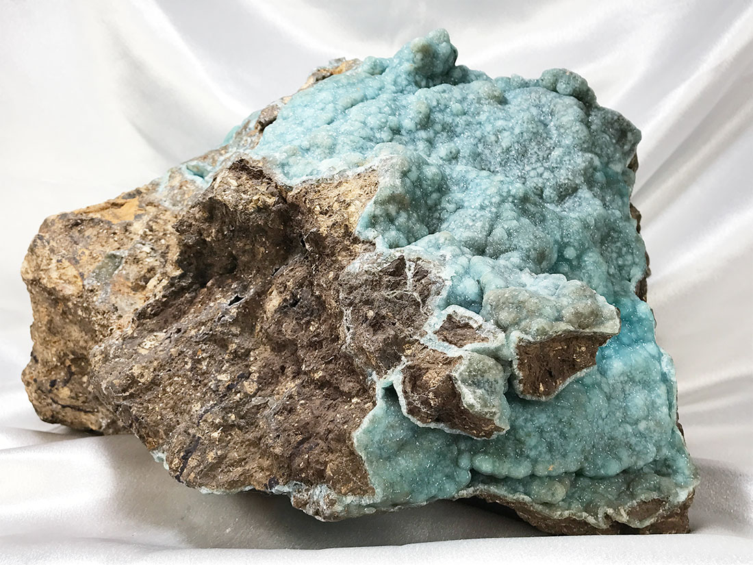 雲南省産ヘミモルファイト/Hemimorphite (異極鉱)