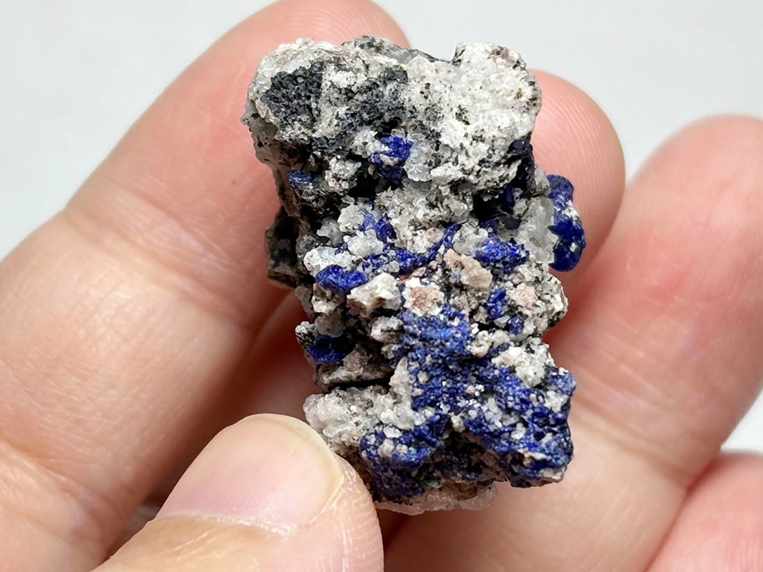 トゥイシット鉱山産 アズライト ( 藍銅鉱 )/ Azurite